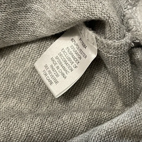 ALMOST FAMOUS 2 SWEATERS |set of 2 v-neck open arm fancy shoulder tie CR… - Picture 16 of 16